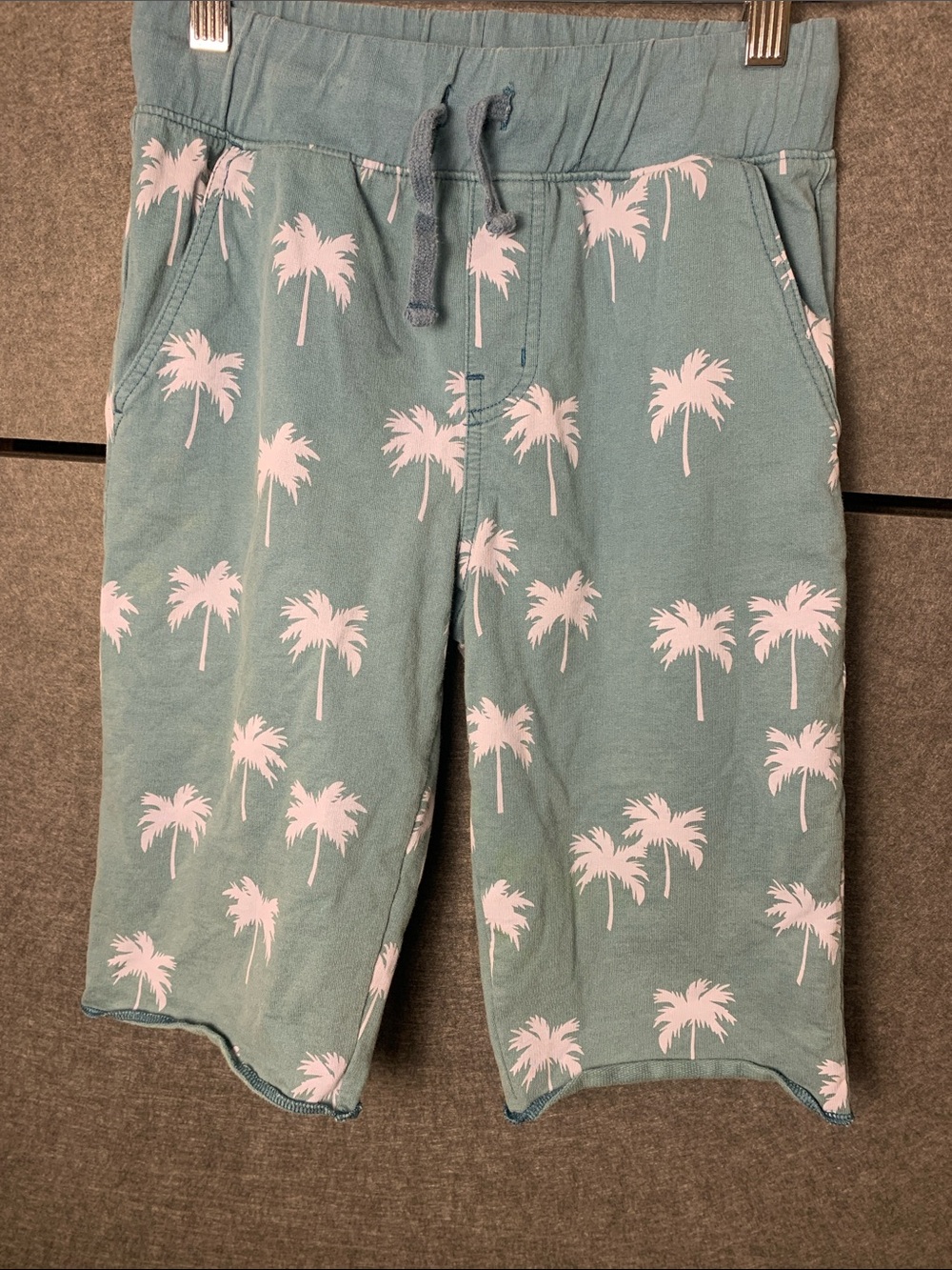 Kids' Mint Palm-Print Drawstring Shorts by